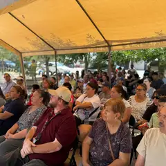 Asamblea informativa en Praderas del Henequén