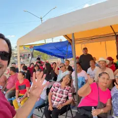 Asamblea informativa en la colonia Carlos Castillo Peraza