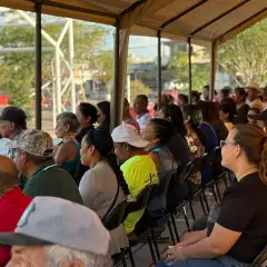 Asamblea informativa en la colonia Carlos Castillo Peraza