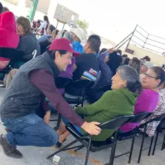 Parajes del Oriente, con las y los vecinos
