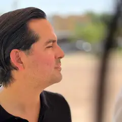 Francisco Bribiescas en actividad de trabajo en territorio