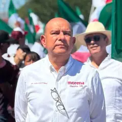 Francisco Bribiescas en actividad de trabajo en territorio