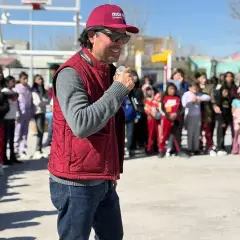 Francisco Bribiescas en actividad de trabajo en territorio