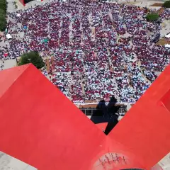Francisco Bribiescas en actividad de trabajo en territorio