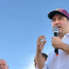 Francisco Bribiescas en actividad de trabajo en territorio