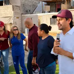 Francisco Bribiescas en actividad de trabajo en territorio