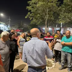 Francisco Bribiescas en actividad de trabajo en territorio