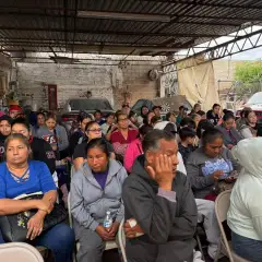 Asamblea vecinal en la colonia El Papalote